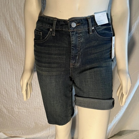 Jessica Simpson Soft Sculpt Stretch Rollup Raw Hem Mid Rise Blue Denim Shorts 10 - Picture 1 of 8
